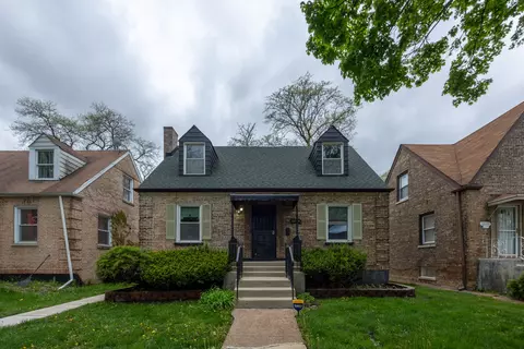 10148 S Crandon Ave, Chicago, IL 60617