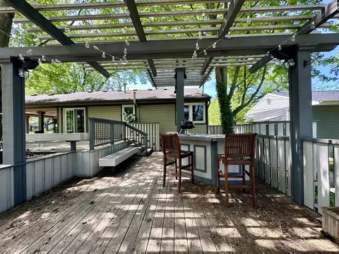 Exterior - 916 S Linden St, Normal, IL 61761 photo 4 of 6