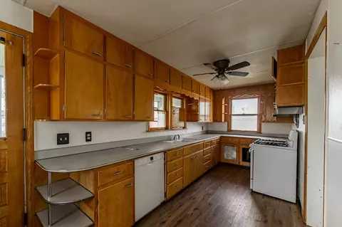 Kitchen - 106 North Ave, Lockport, IL 60441 photo 1 of 1