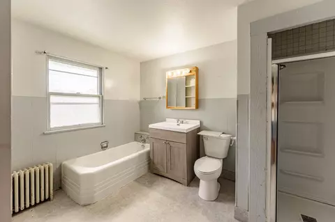 Bath - 106 North Ave, Lockport, IL 60441 photo 2 of 2