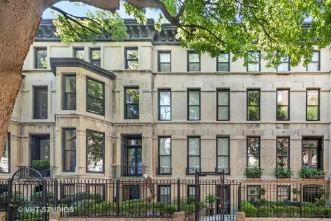 1246 N State Pkwy, Chicago, IL 60610