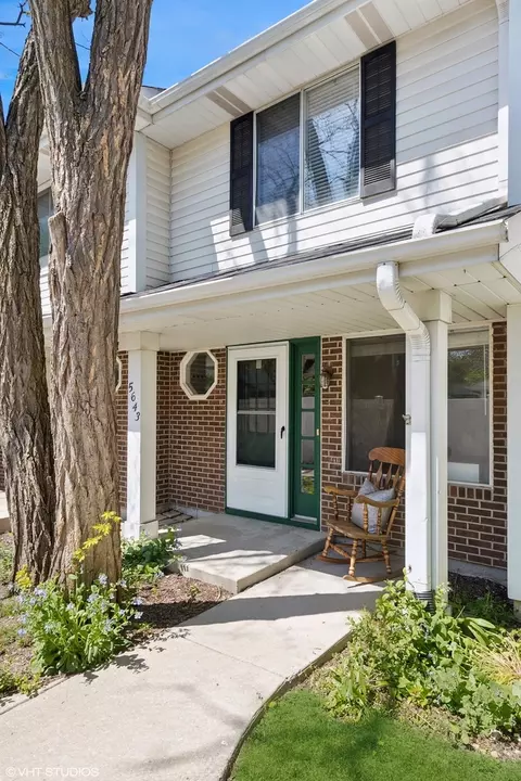 5643 Holmes Ave, Clarendon Hills, IL 60514