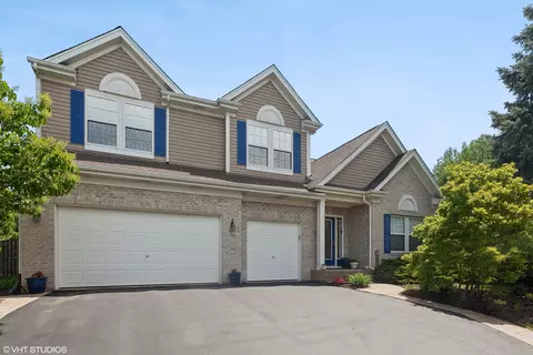 6 Sage Ct, Bolingbrook, IL 60490