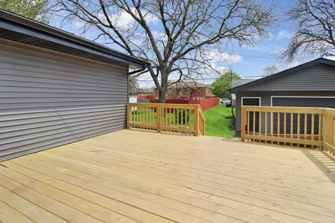 Exterior - 18519 Bock Rd, Lansing, IL 60438 photo 4 of 6