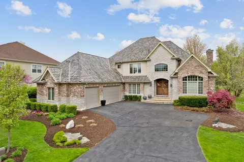 7241 Greywall Ct, Long Grove, IL 60060