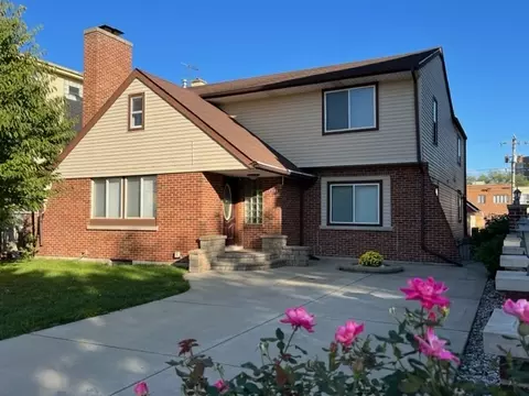 901 Graceland Ave, Des Plaines, IL 60016