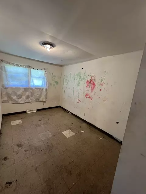 Bedroom - 1148 N Chicago Ave, Kankakee, IL 60901 photo 2 of 3