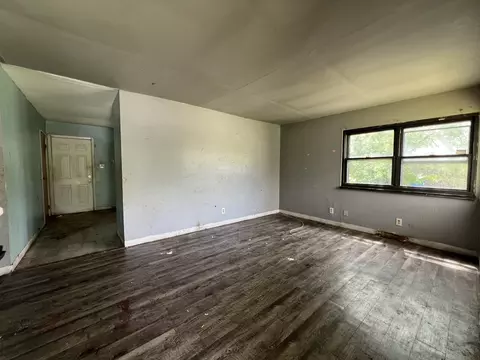 Living - 1148 N Chicago Ave, Kankakee, IL 60901 photo 1 of 1
