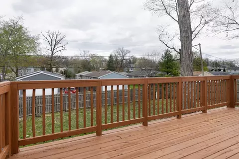 Exterior - 35671 Laurel Ave, Ingleside, IL 60041 photo 3 of 3