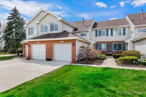 2705 Odlum Dr, Schaumburg, IL 60194