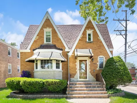 2216 S 14th Ave, North Riverside, IL 60546