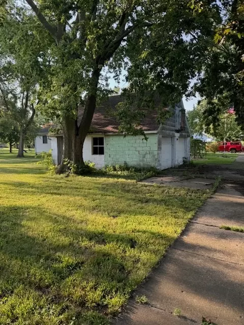 601 W 3rd St, Gilman, IL 60938 photo 28