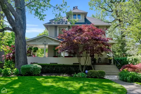 203 Woodbine Ave, Wilmette, IL 60091