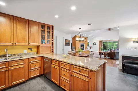 Kitchen - 749 Happ Rd, Northfield, IL 60093 photo 2 of 4