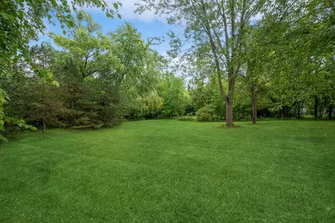 Exterior - 749 Happ Rd, Northfield, IL 60093 photo 9 of 9