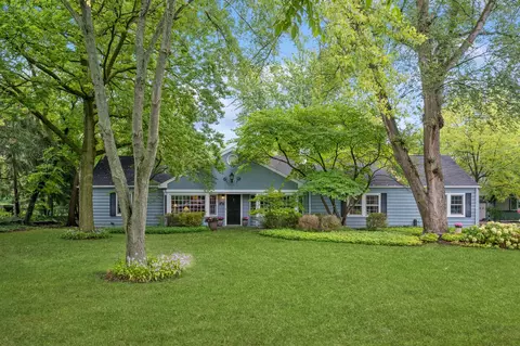 749 Happ Rd, Northfield, IL 60093