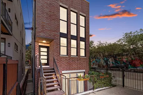 1758 W Cullerton St #1R, Chicago, IL 60608