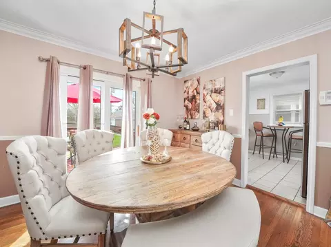 Dining - 1809 Maple Ave, Berwyn, IL 60402 photo 1 of 1