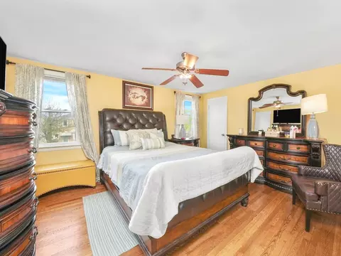 Bedroom - 1809 Maple Ave, Berwyn, IL 60402 photo 1 of 2