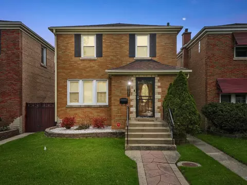 Exterior - 1809 Maple Ave, Berwyn, IL 60402 photo 3 of 7