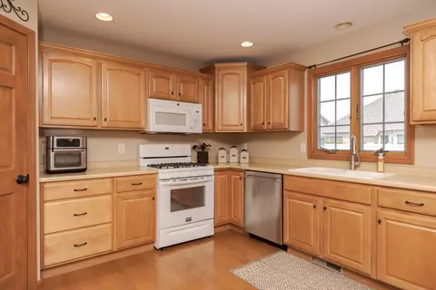2924 Two Elks Rd, Normal, IL 61761 photo 7