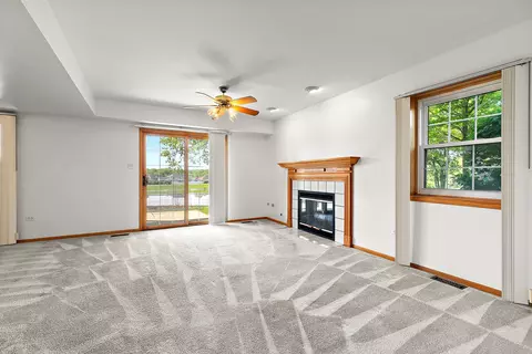 Living - 9779 Cambridge Cir, Mokena, IL 60448 photo 5 of 6