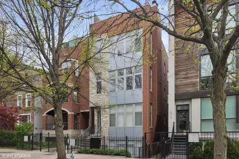 1516 W Chestnut St #2, Chicago, IL 60642