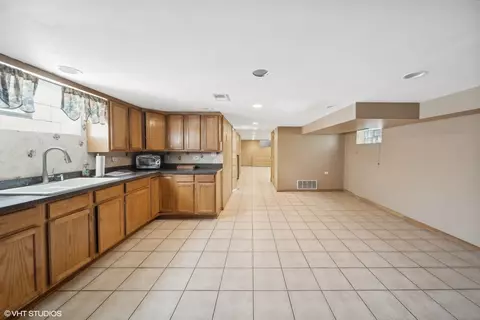 363 E 90th Pl, Chicago, IL 60619 photo 23