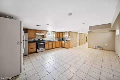 363 E 90th Pl, Chicago, IL 60619 photo 22