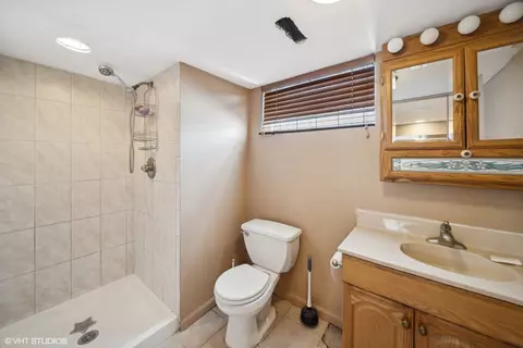 363 E 90th Pl, Chicago, IL 60619 photo 25