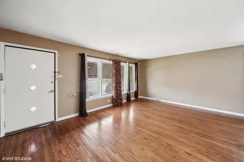 363 E 90th Pl, Chicago, IL 60619 photo 4