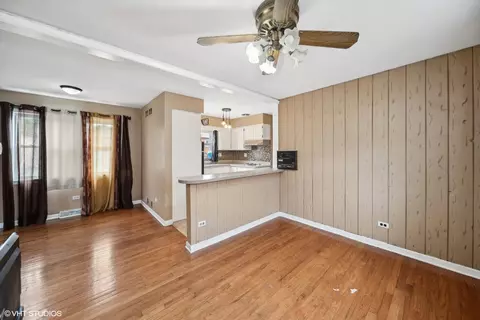 363 E 90th Pl, Chicago, IL 60619 photo 6