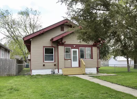 1060 N May St, Joliet, IL 60435