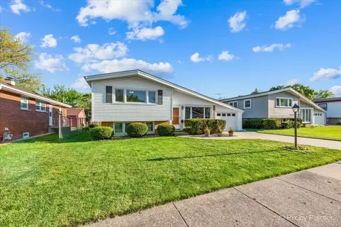 Other - 2135 David Dr, Des Plaines, IL 60018 photo 1 of 7