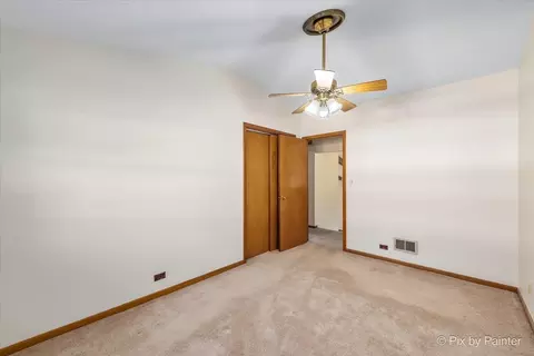 Bedroom - 2135 David Dr, Des Plaines, IL 60018 photo 3 of 5