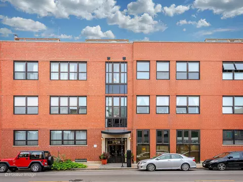 1728 N Damen Ave #209, Chicago, IL 60647