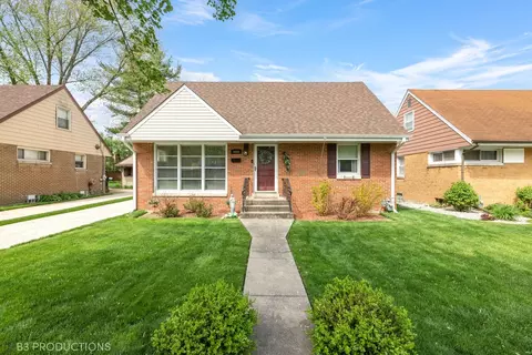 18642 Lexington Ave, Homewood, IL 60430