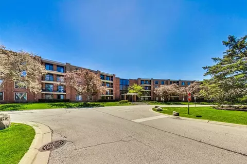 1415 E Central Rd #213B, Arlington Heights, IL 60005