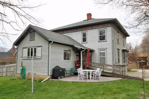 Exterior - 11821 Maple Ave, Hebron, IL 60034 photo 4 of 7