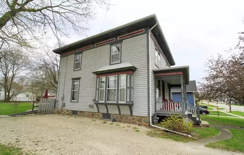 Exterior - 11821 Maple Ave, Hebron, IL 60034 photo 6 of 7