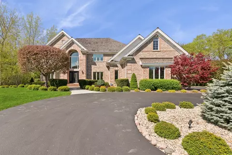 4780 Wellington Dr, Long Grove, IL 60047
