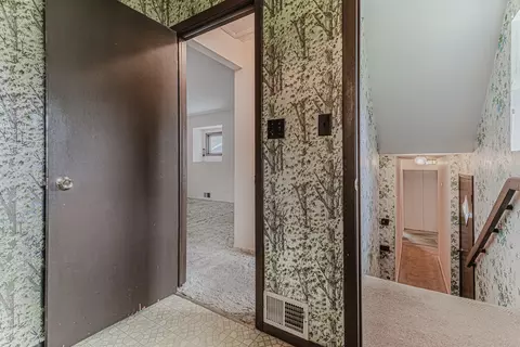 Entry Way - 3103 Dove Ct, Rolling Meadows, IL 60008 photo 2 of 2