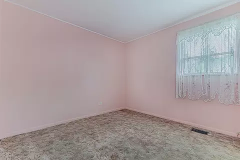 Bedroom - 3103 Dove Ct, Rolling Meadows, IL 60008 photo 2 of 4