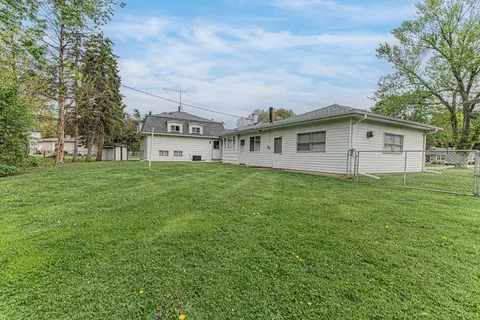Exterior - 3103 Dove Ct, Rolling Meadows, IL 60008 photo 2 of 3