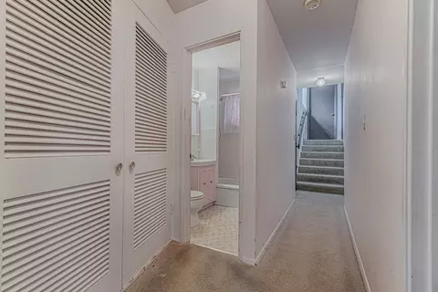 Entry Way - 3103 Dove Ct, Rolling Meadows, IL 60008 photo 1 of 2