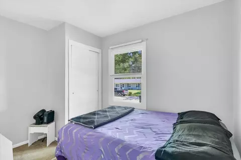 Bedroom - 1009 Centennial Dr, Champaign, IL 61821 photo 1 of 10