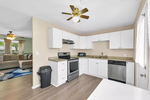 Kitchen - 1009 Centennial Dr, Champaign, IL 61821 photo 1 of 3