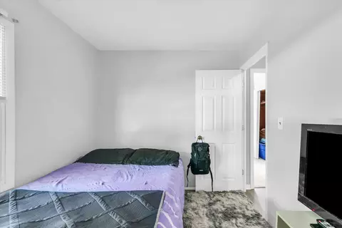 Bedroom - 1009 Centennial Dr, Champaign, IL 61821 photo 2 of 10