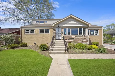6810 W 110th St, Worth, IL 60482