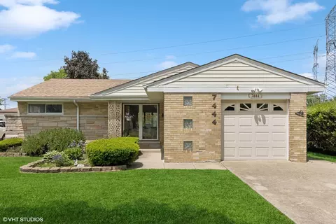 7444 Arcadia St, Morton Grove, IL 60053